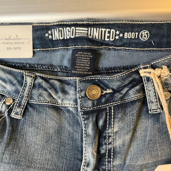 Indigo United Women Flared Jeans size 15 Blue Mid Rise Stretch Boot Cut NWT - Picture 9 of 11